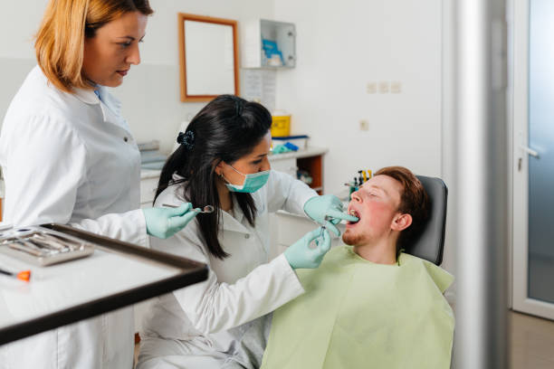 Best Weekend Emergency Dentist in Millport, AL